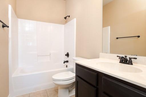 3732 & 3734 Vista Cove Dr Property Photo 9