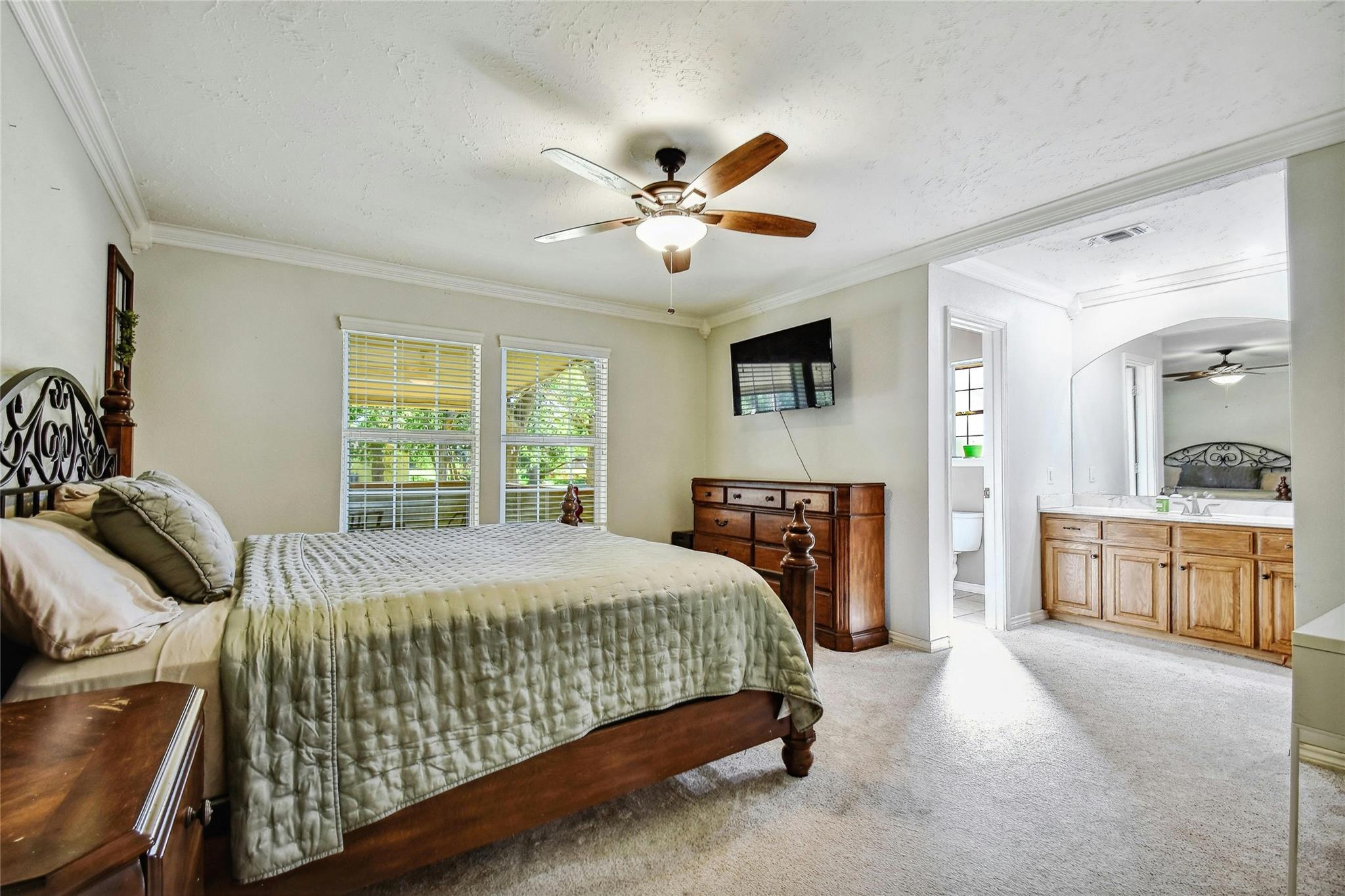 113 Nueces Ln Property Photo 4