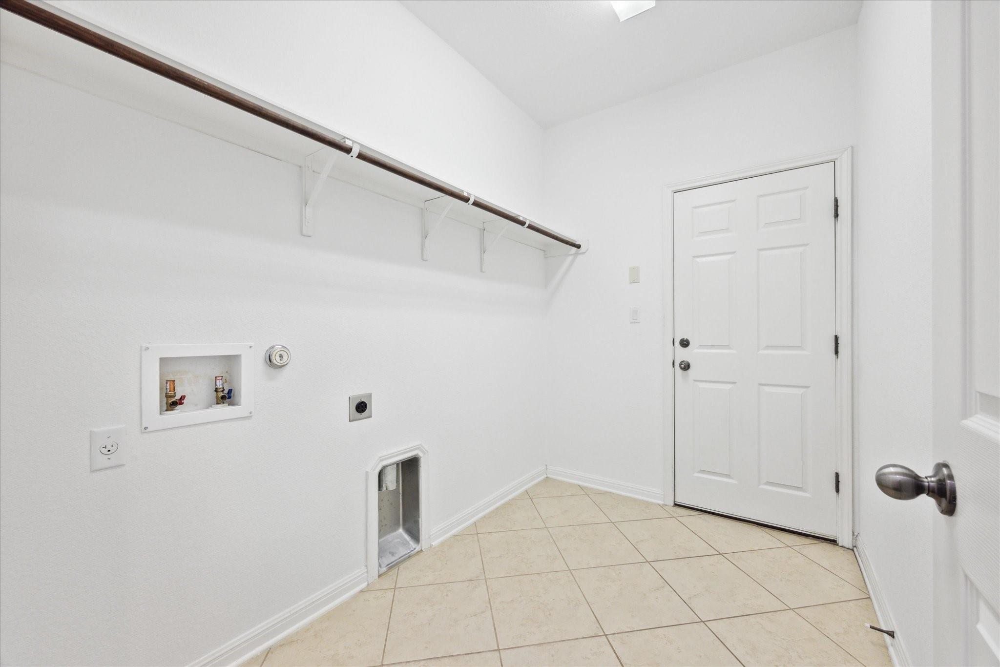 2713 Granite Hill Dr Property Photo 19