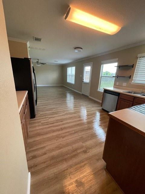 128 Phillips St Property Photo 4