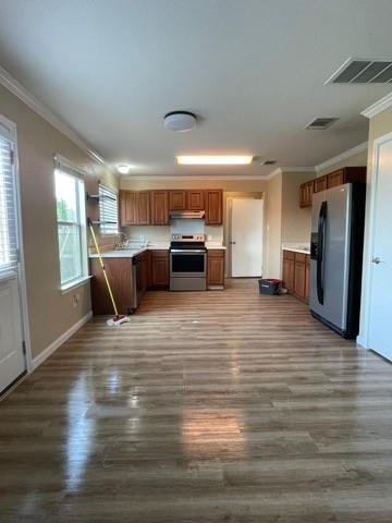 128 Phillips St Property Photo 6