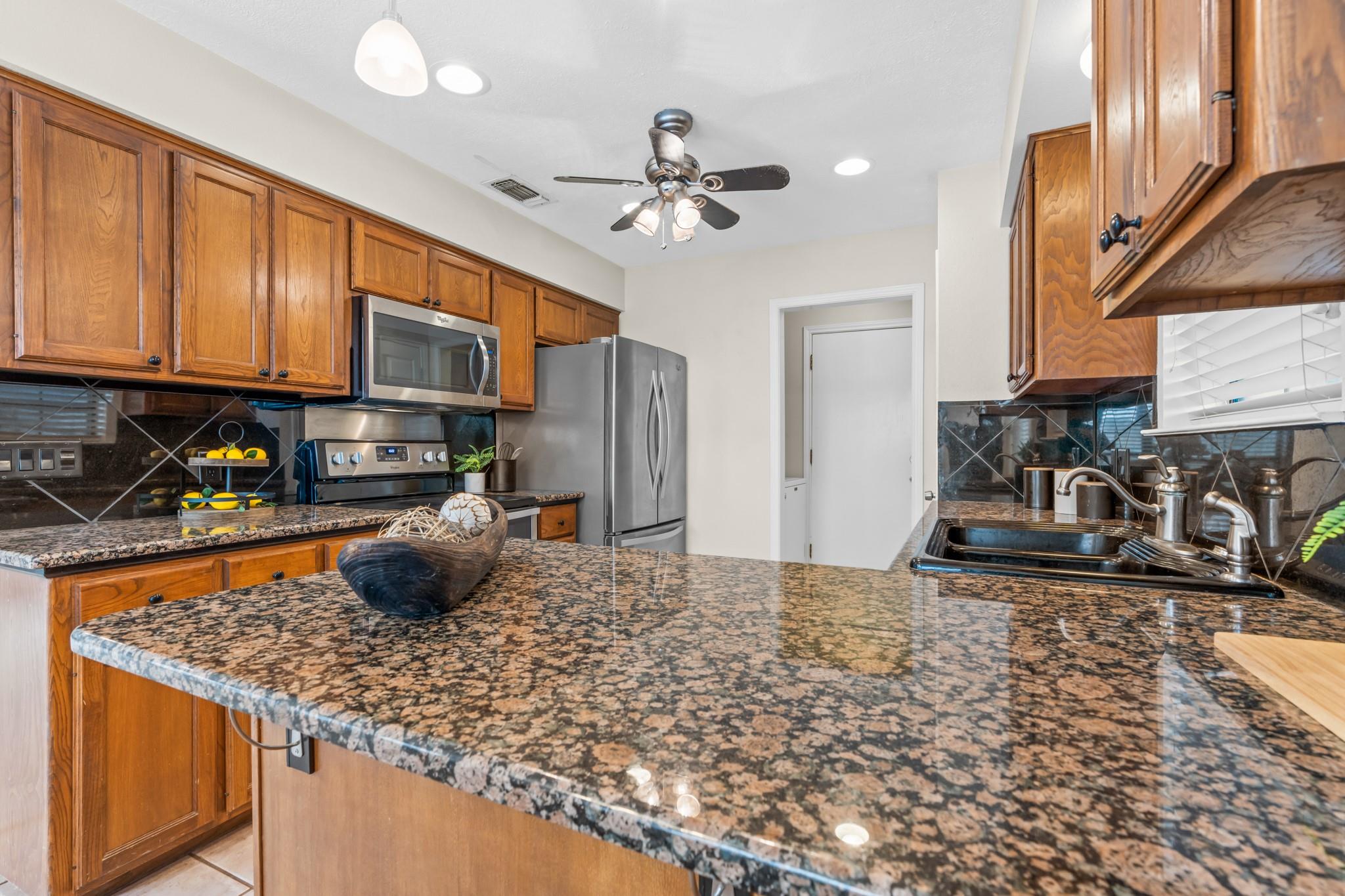 153 Broadmoor St Property Photo 11