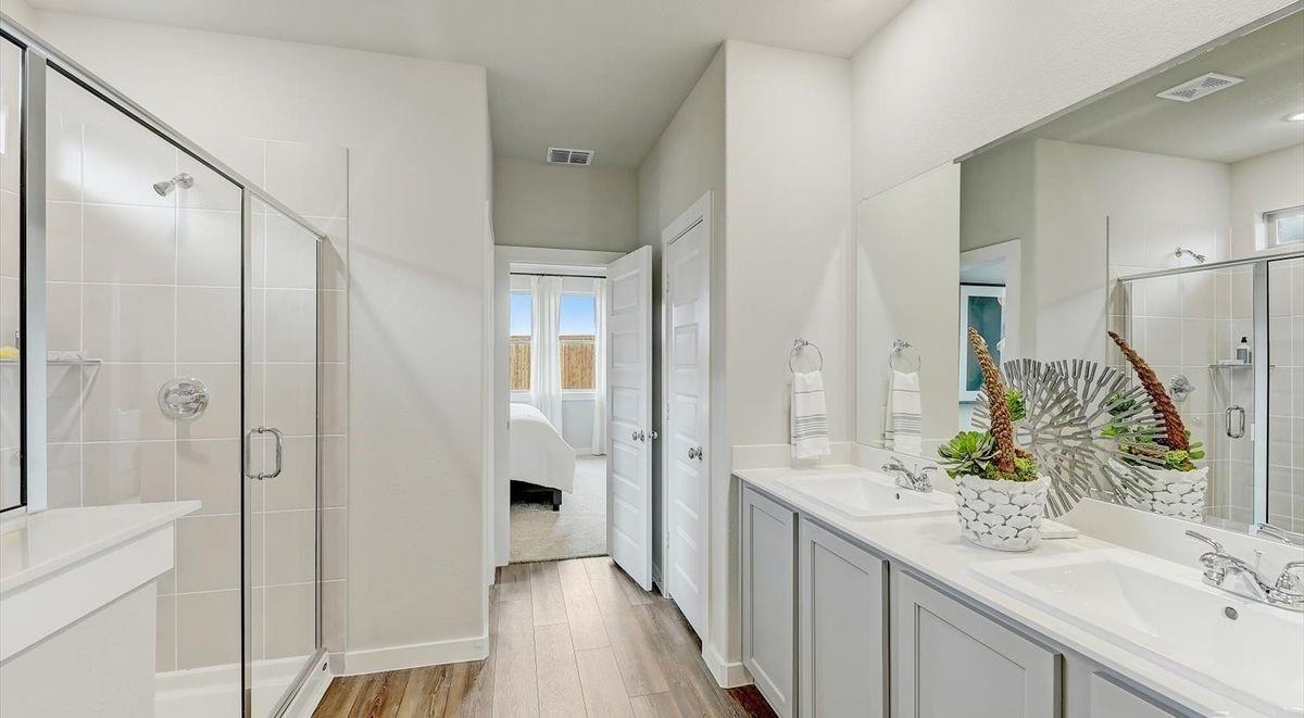 8014 Shining Flor Run Property Photo 9