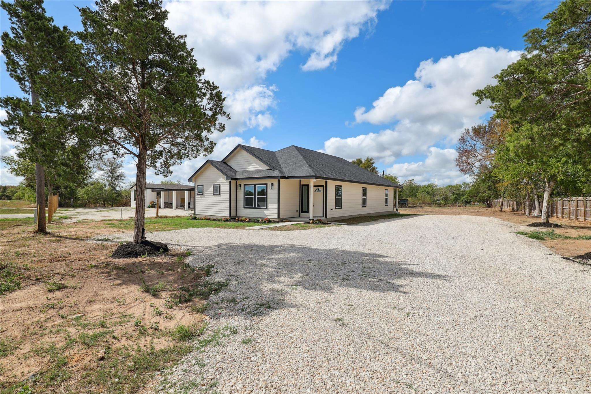 956 S Highway 304 Highway Property Photo 1