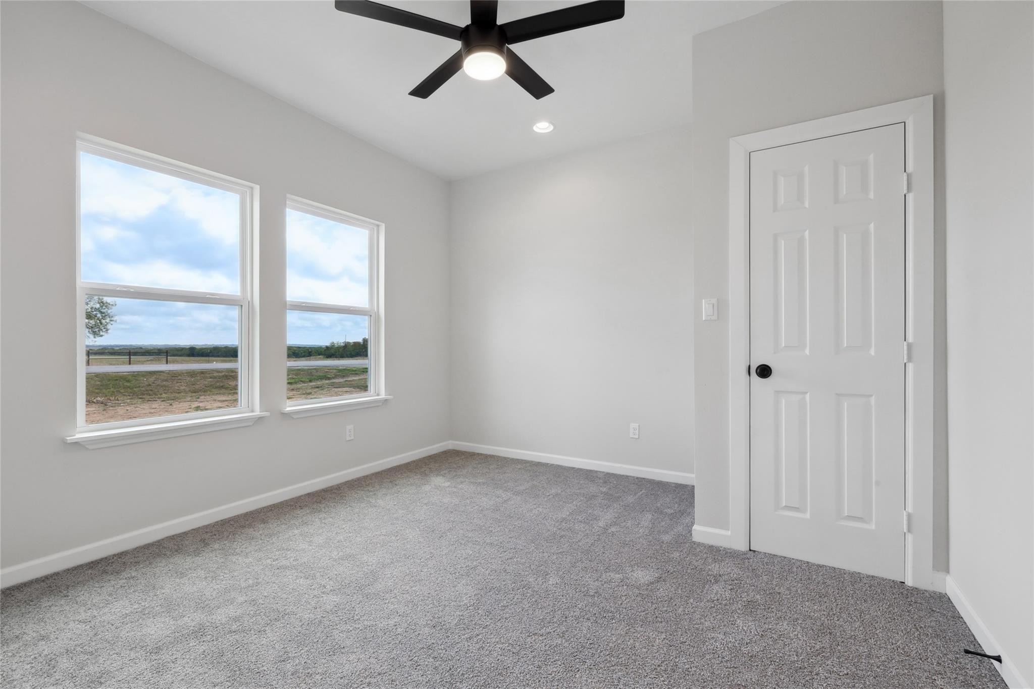 956 S Highway 304 Highway Property Photo 9