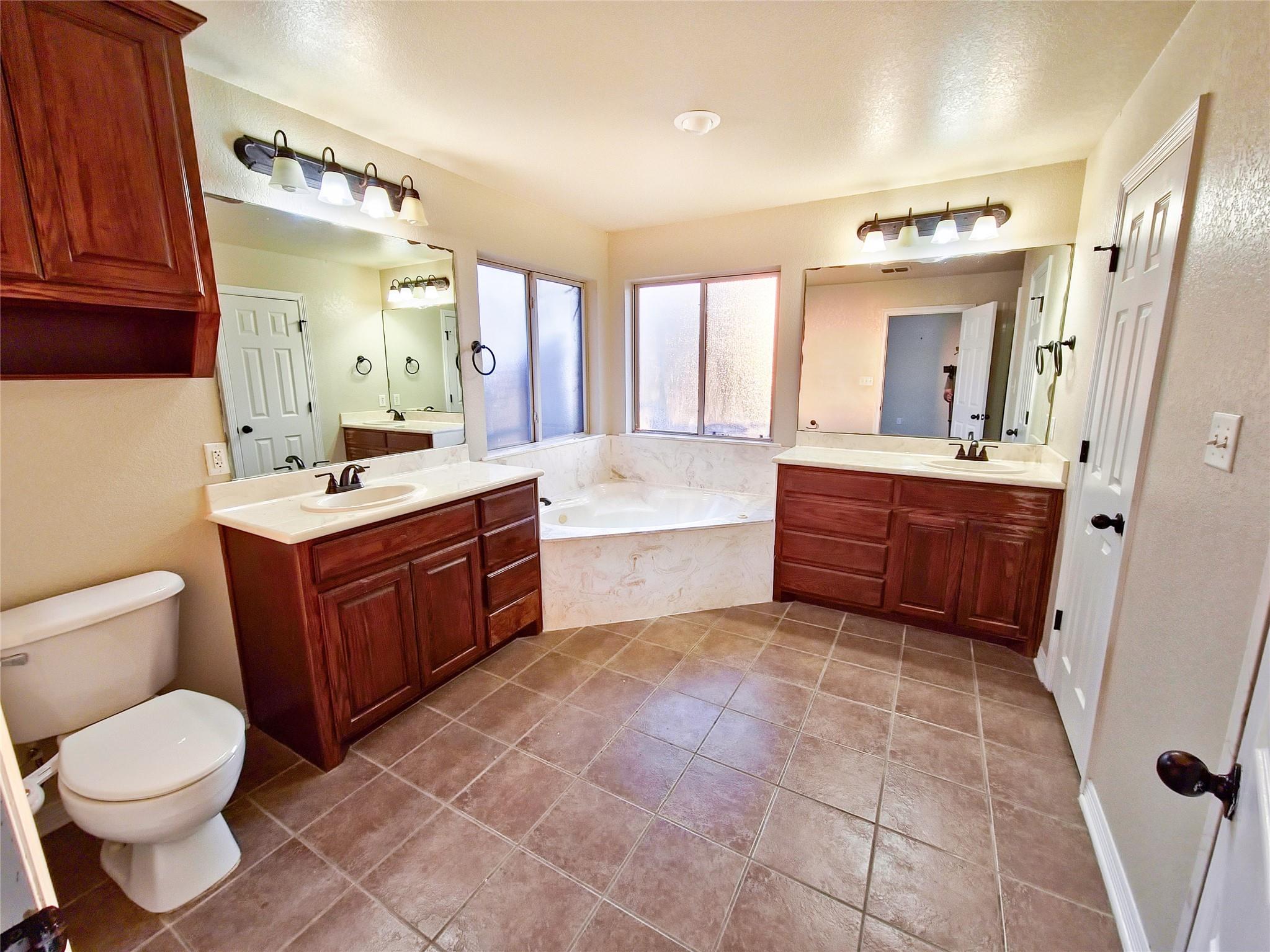 821 Heather Marie Ct Property Photo 16