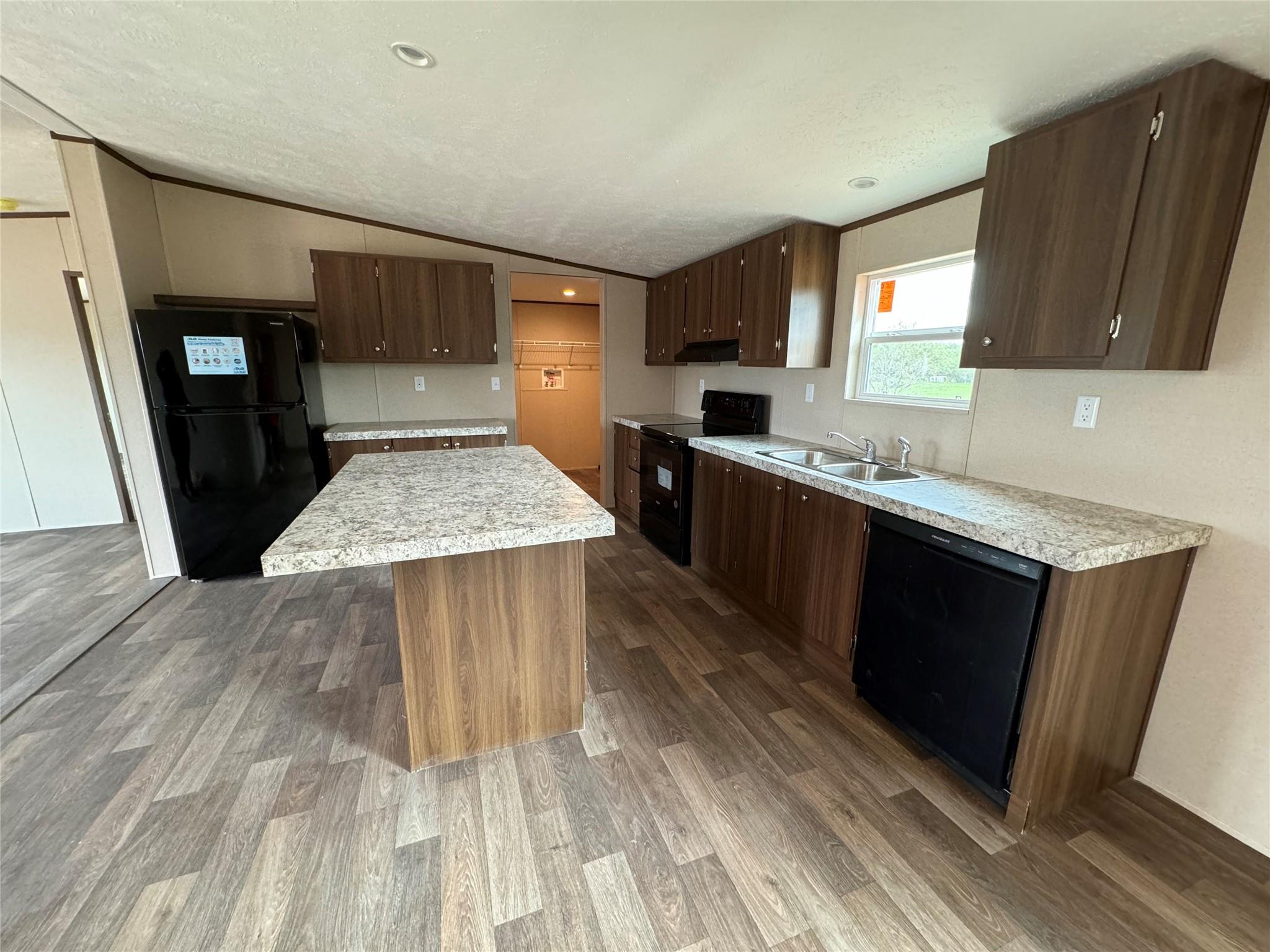 2709 Tumbleweed Trl Property Photo 5