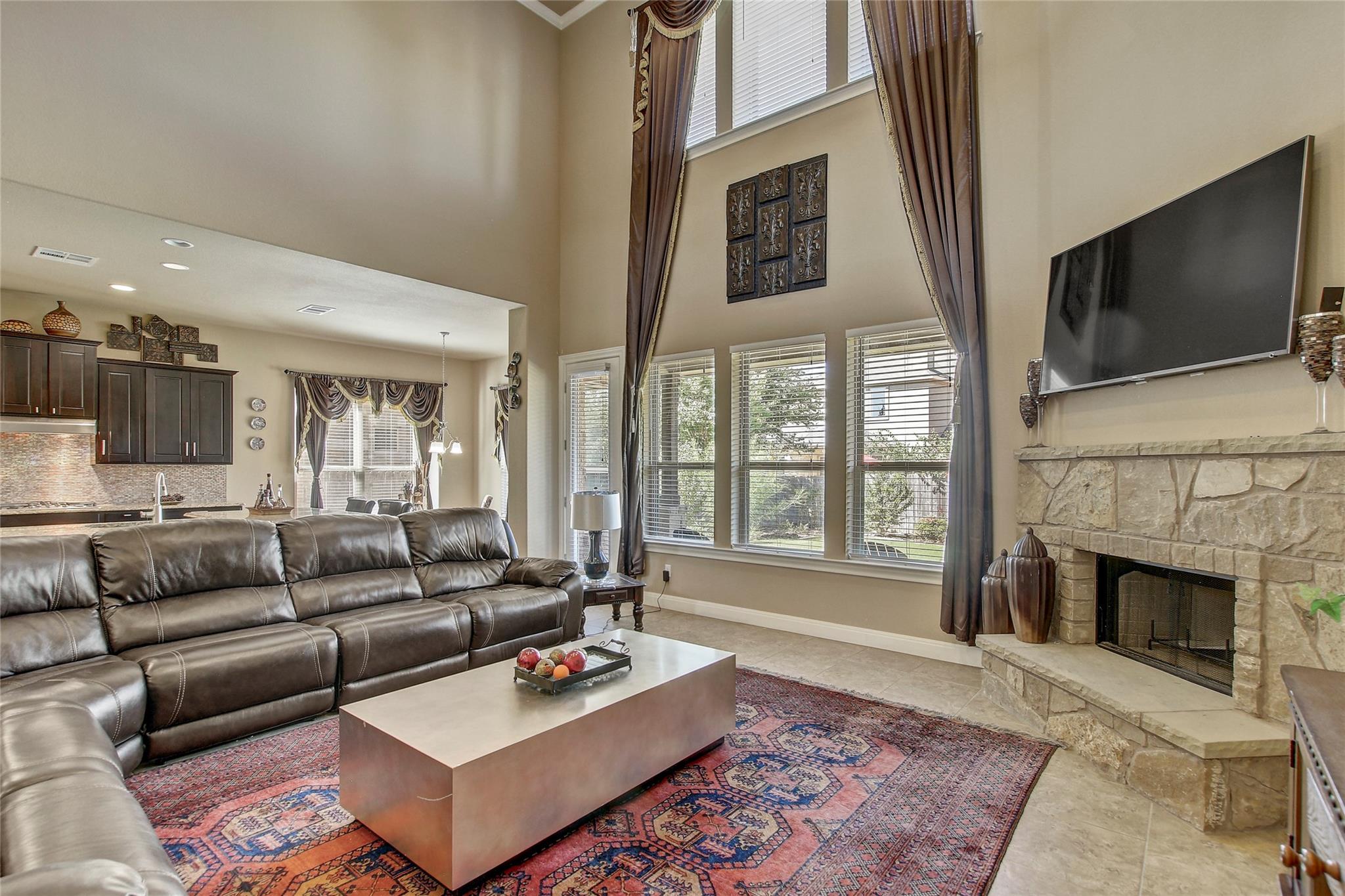 2103 Colinas Verdas Rd Property Photo 3