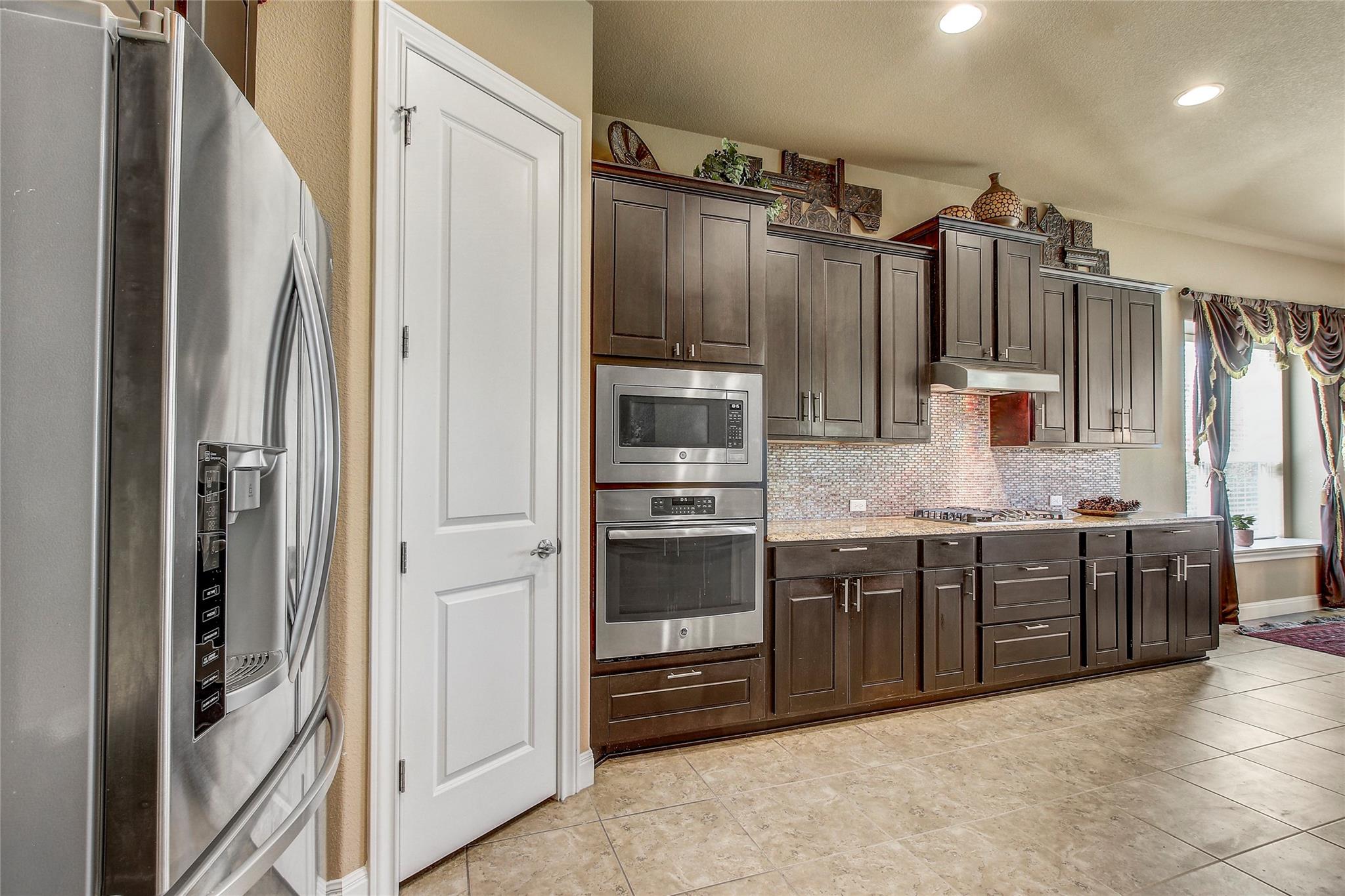 2103 Colinas Verdas Rd Property Photo 8
