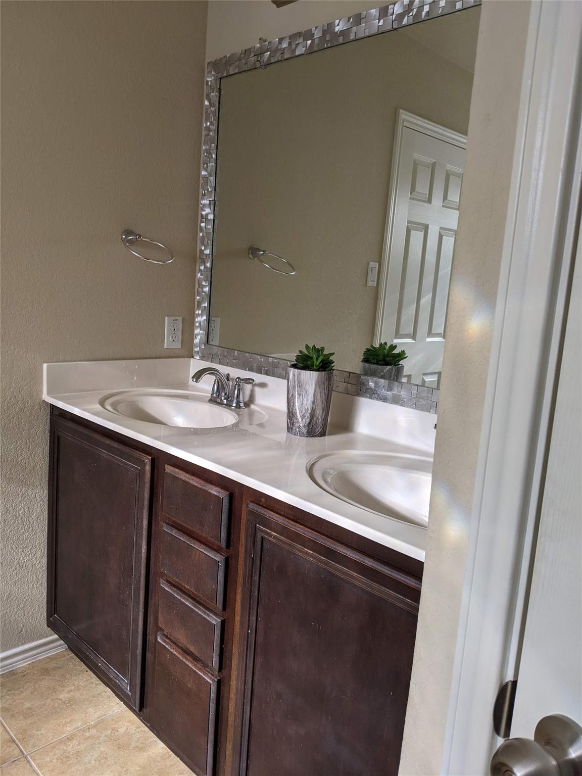 14209 Canyon Trl Property Photo 17