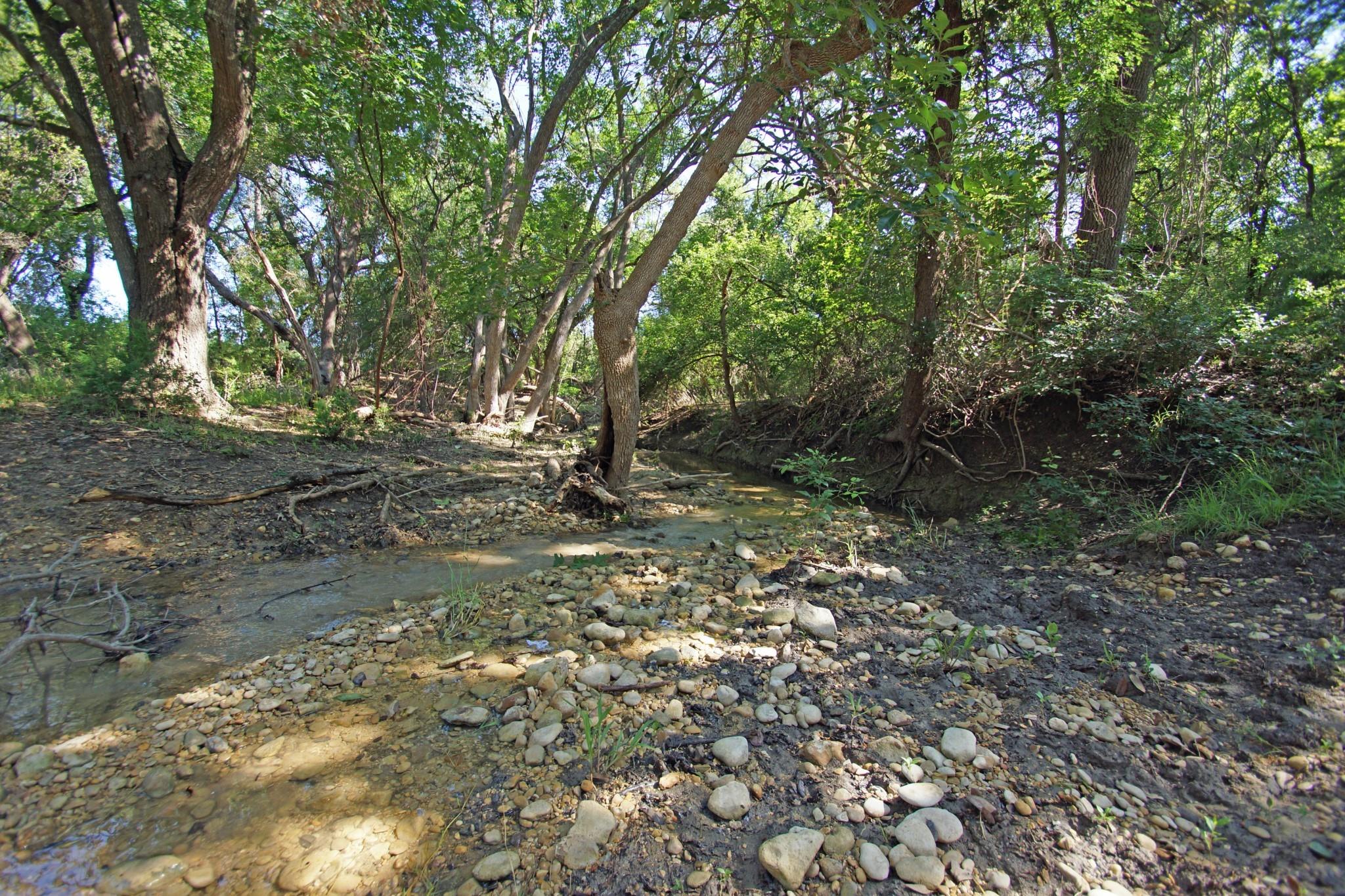 000 Fm 2268 Property Photo 13