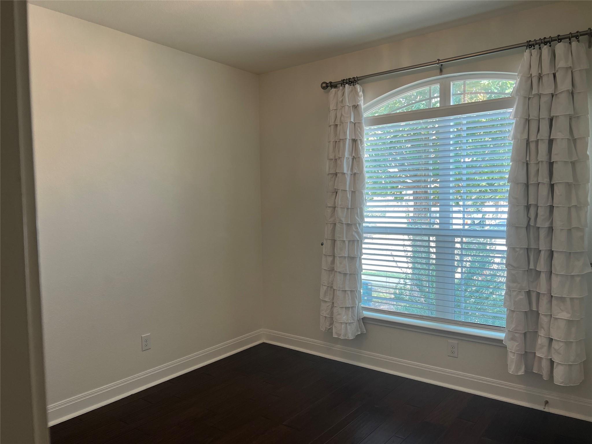 1259 Hyde Park Dr Property Photo 18