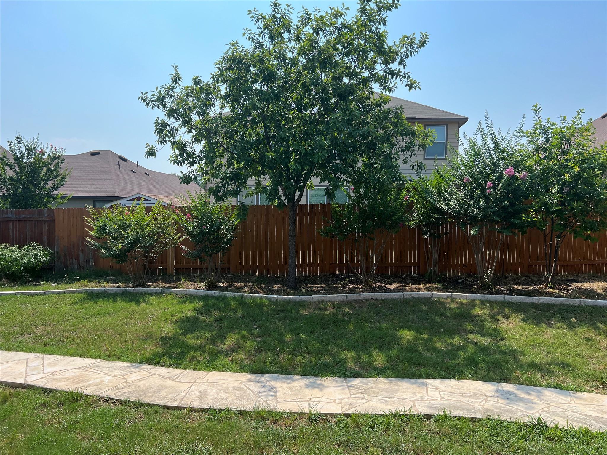 1259 Hyde Park Dr Property Photo 38