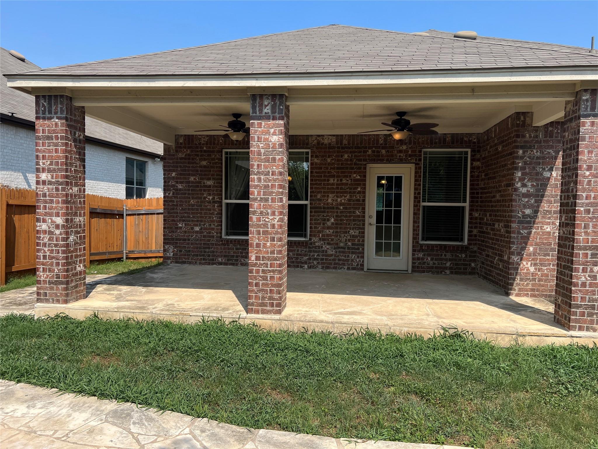 1259 Hyde Park Dr Property Photo 40