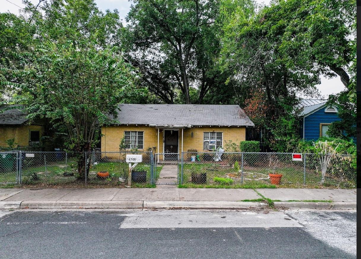 4708 Gonzales St Property Photo 2