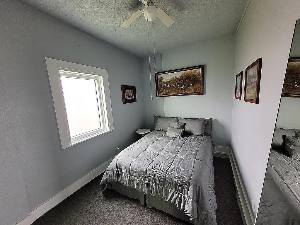 1102 Beech St Property Photo 18