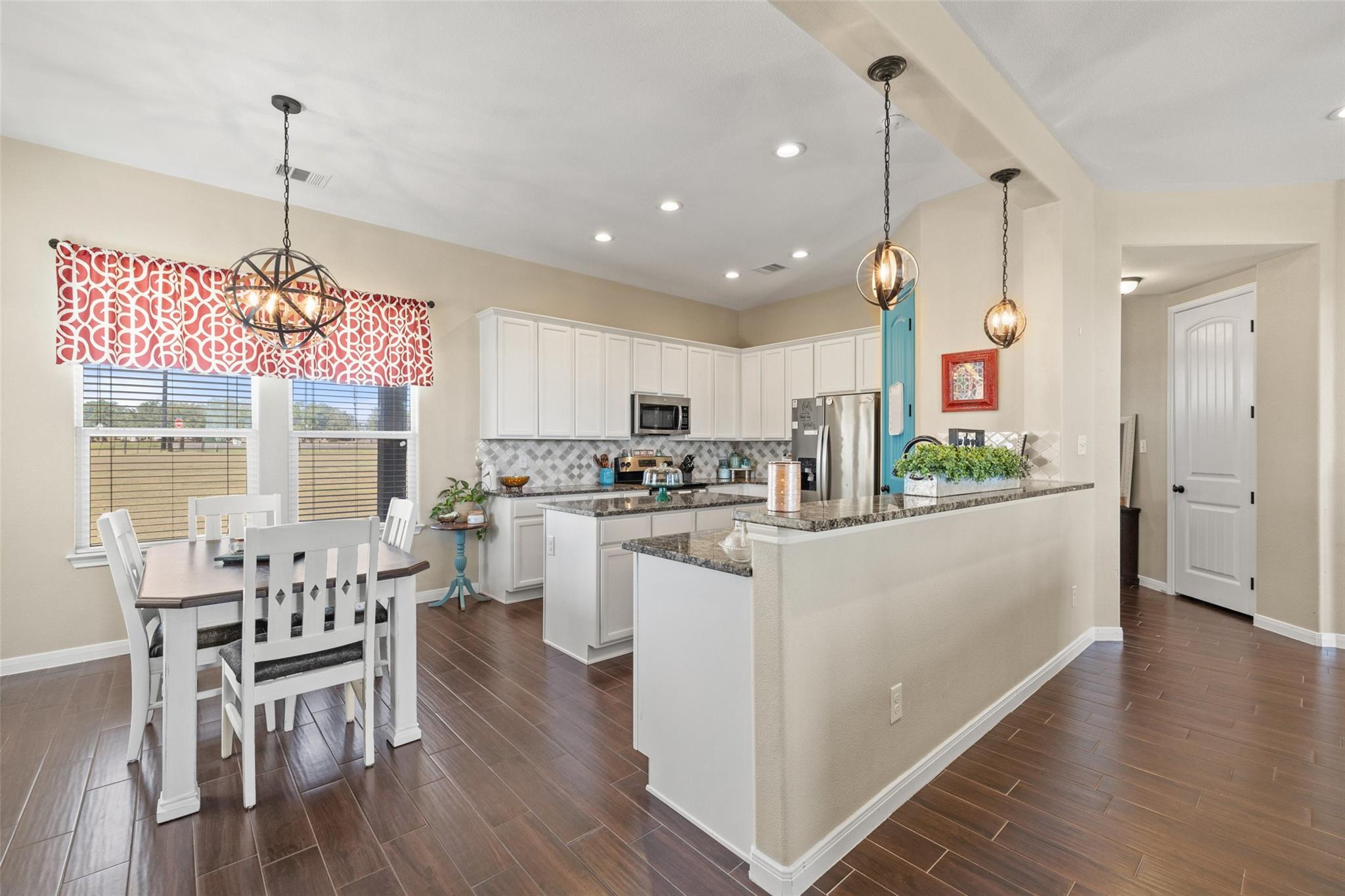 2380 Fm-1063 Property Photo 11