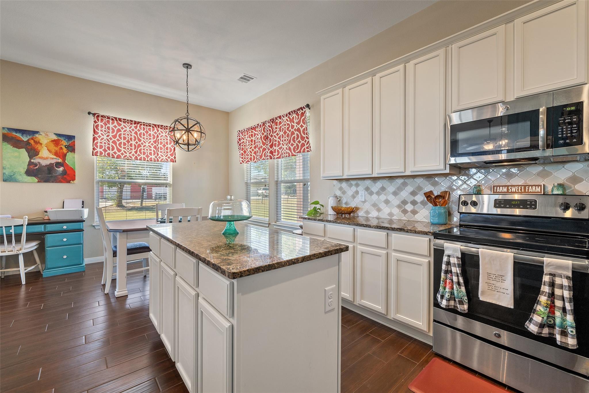 2380 Fm-1063 Property Photo 14