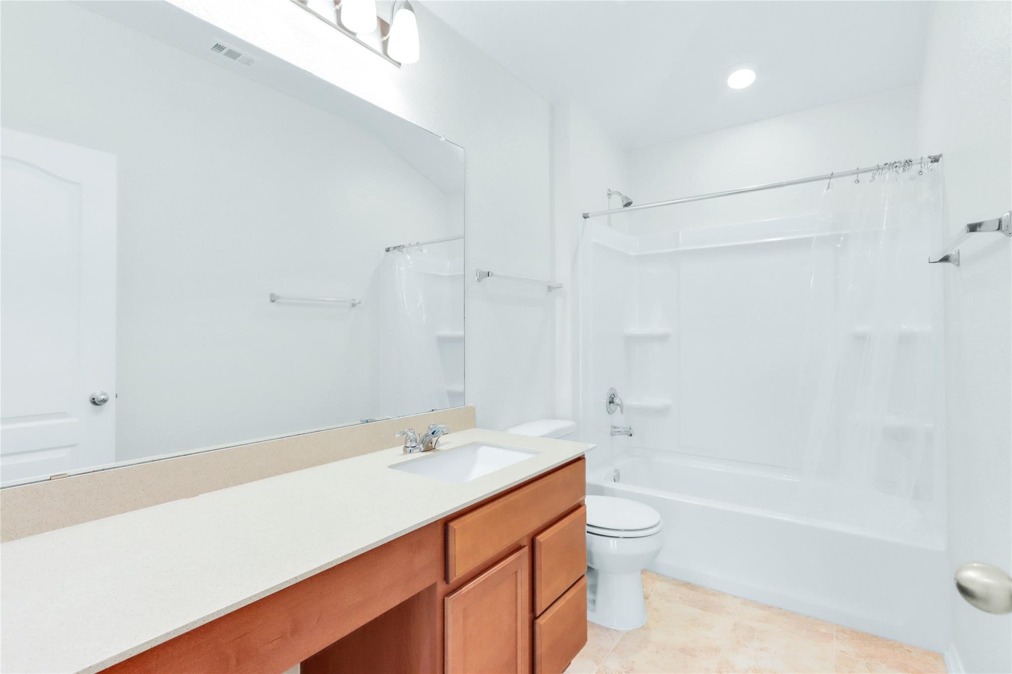 156 Johnny Cake Dr Property Photo 18