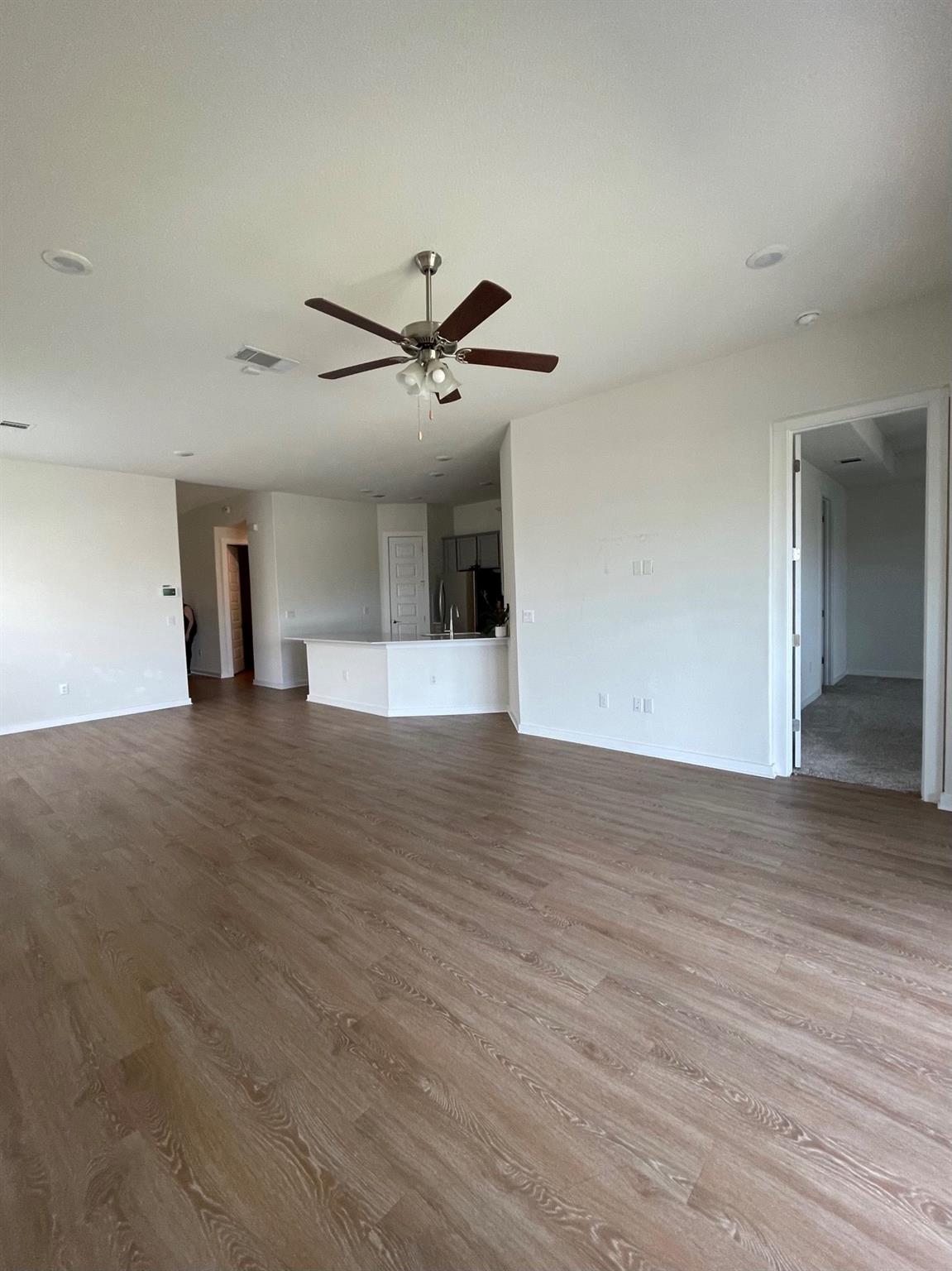 2421 Rosette Ln Property Photo 11