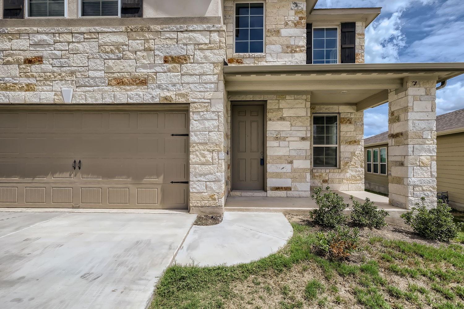 274 Sawtooth Mountain Way Property Photo 2