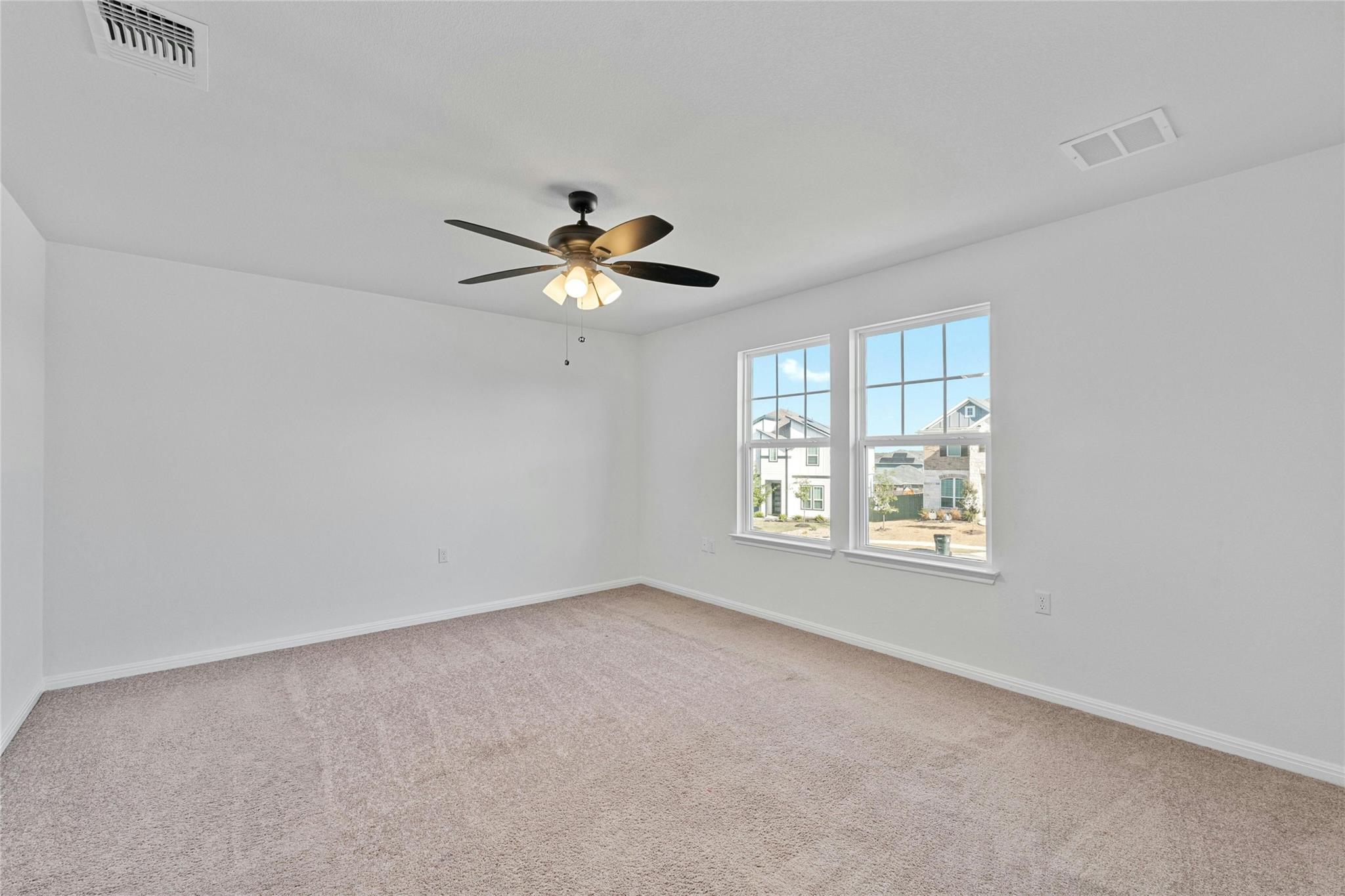 9713 Grapevine Leaf Dr Property Photo 11