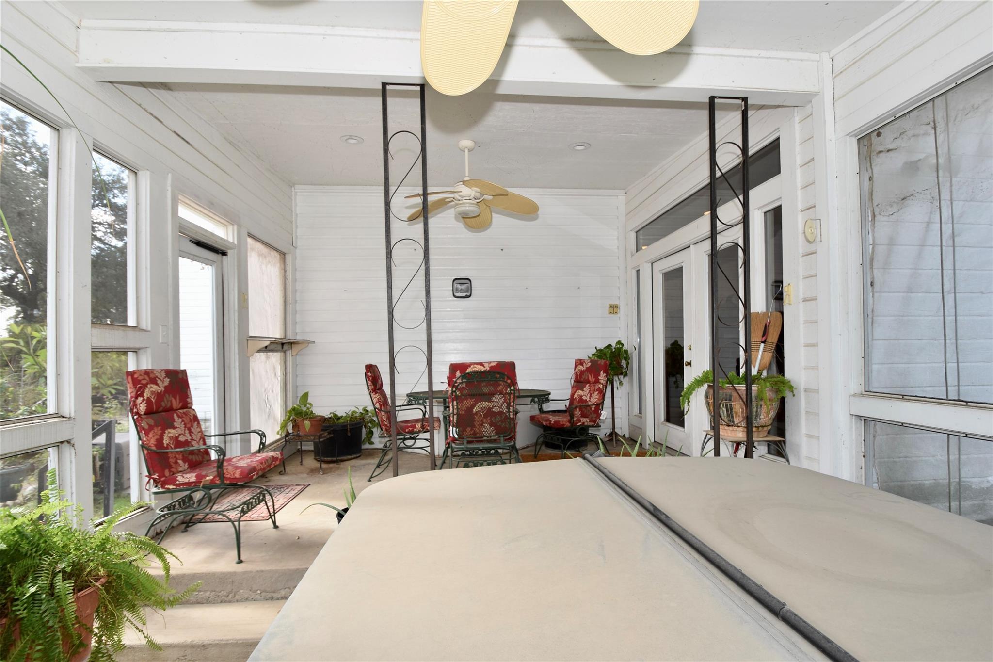 1620 Hofheinz St Property Photo 17