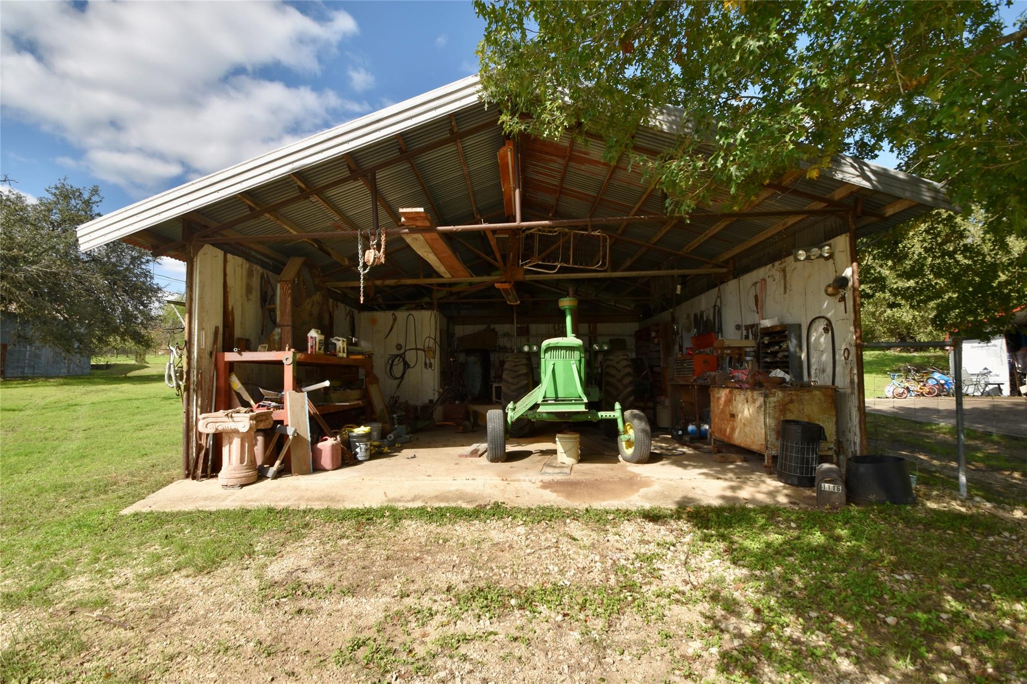 1620 Hofheinz St Property Photo 19