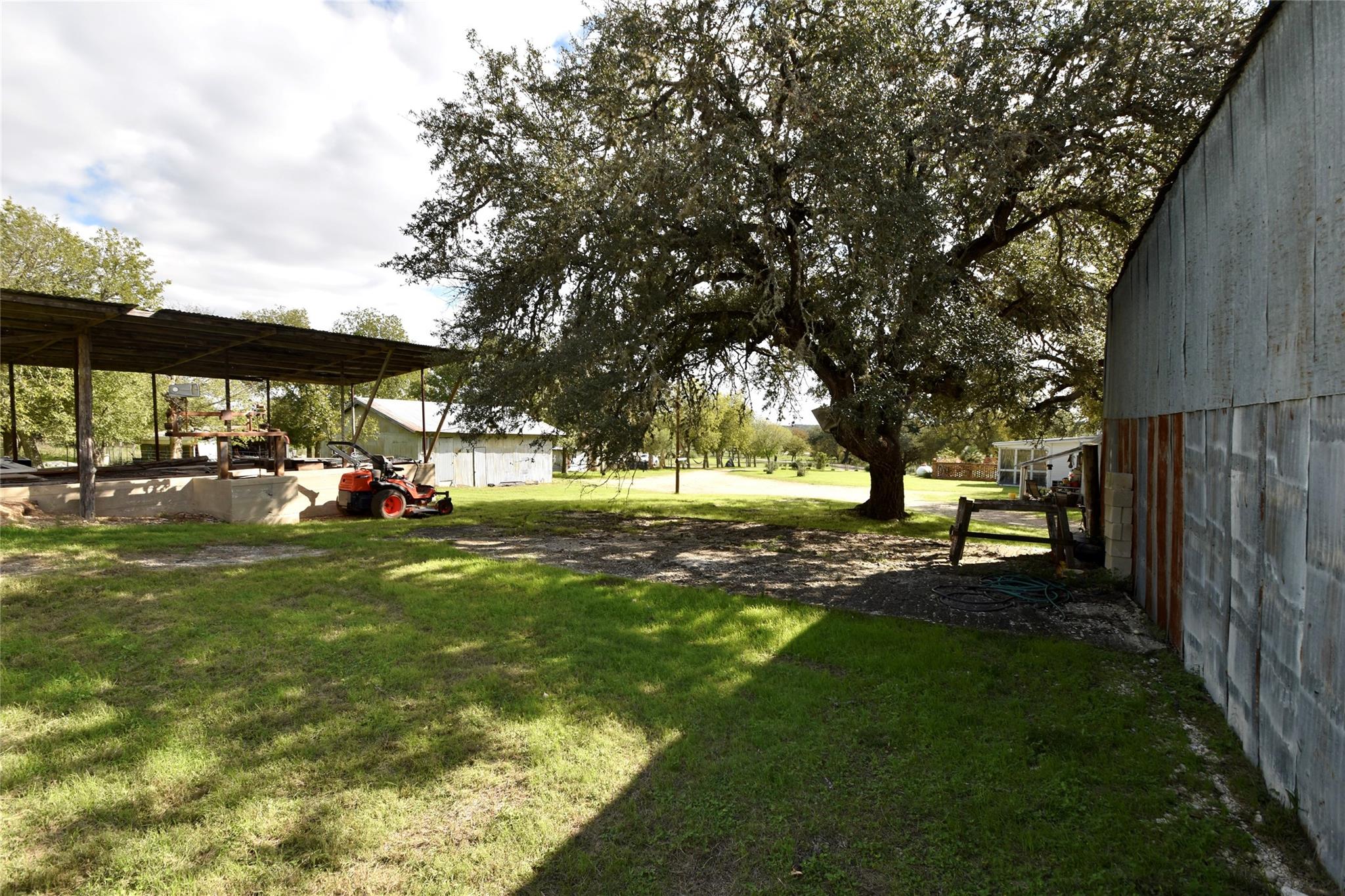 1620 Hofheinz St Property Photo 21