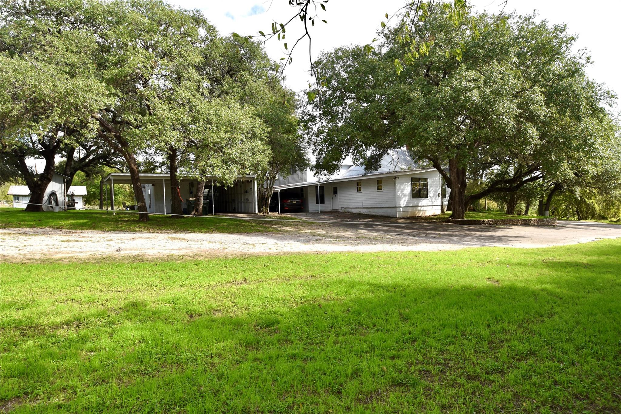 1620 Hofheinz St Property Photo 25