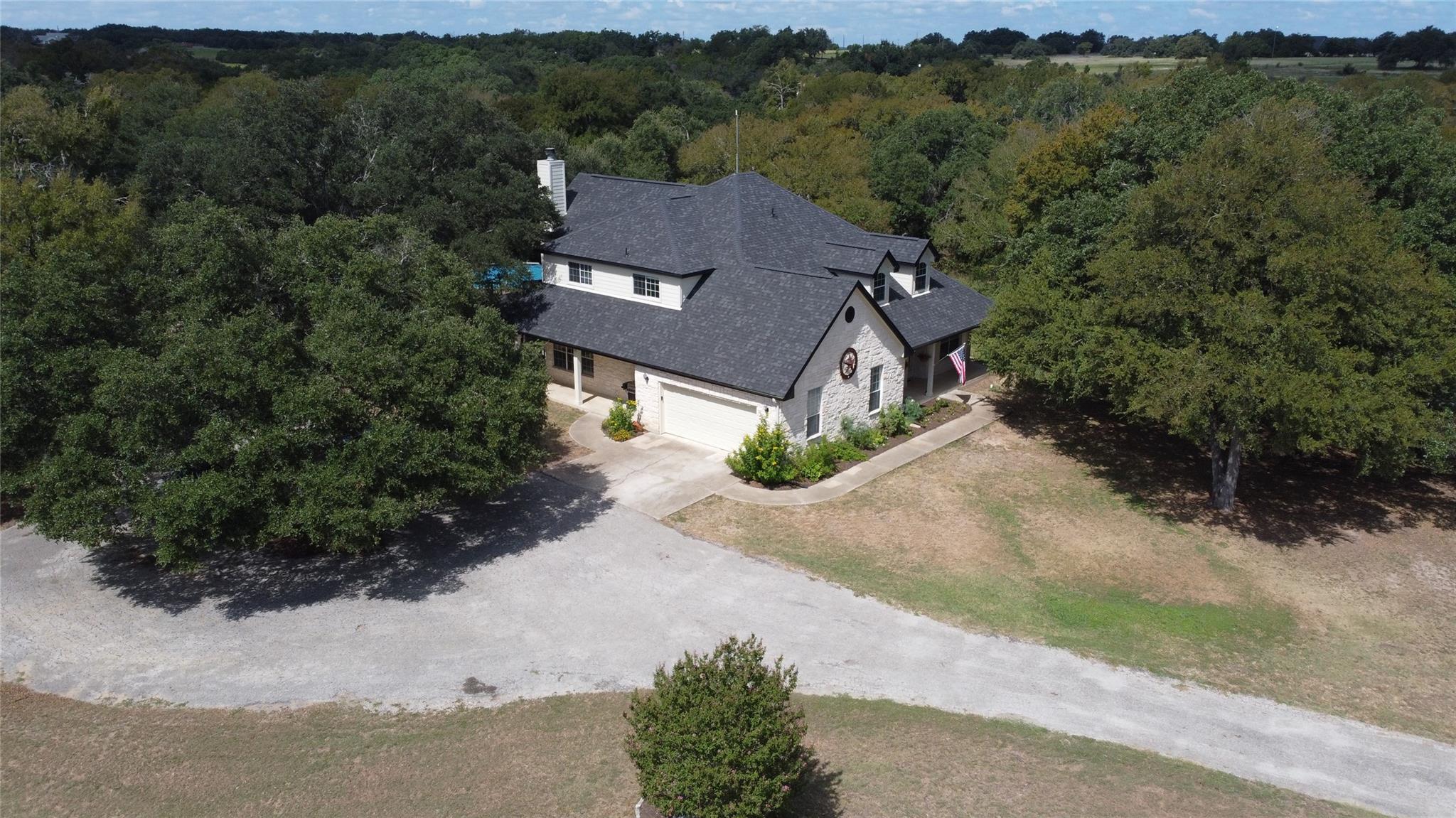 206 Spring Creek Dr Property Photo 5