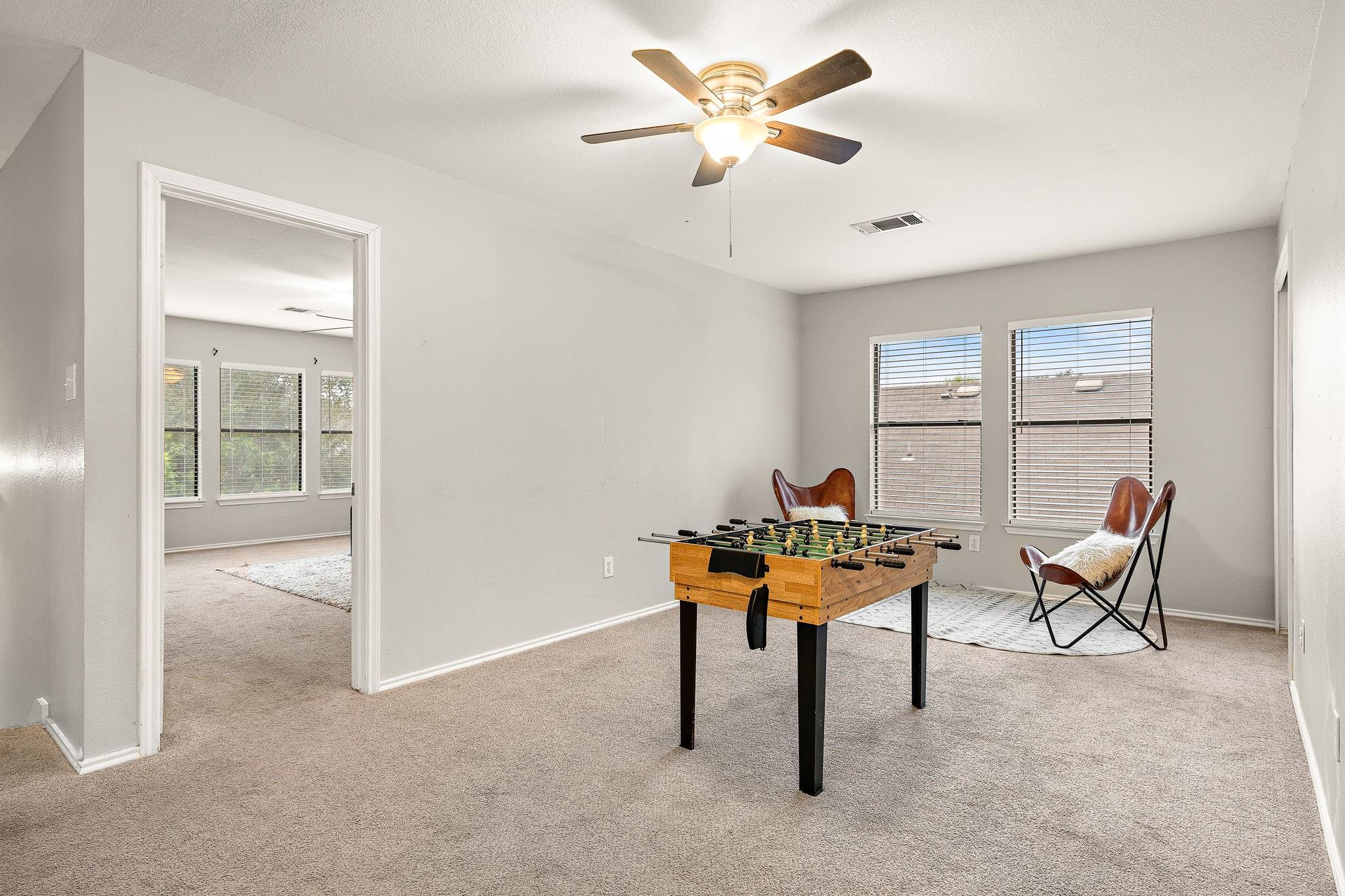 1009 Keeshond Pl Property Photo 18