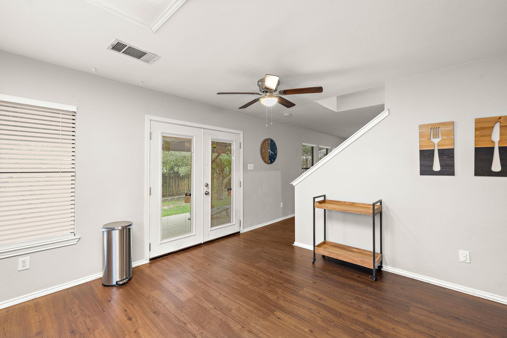 1009 Keeshond Pl Property Photo 21