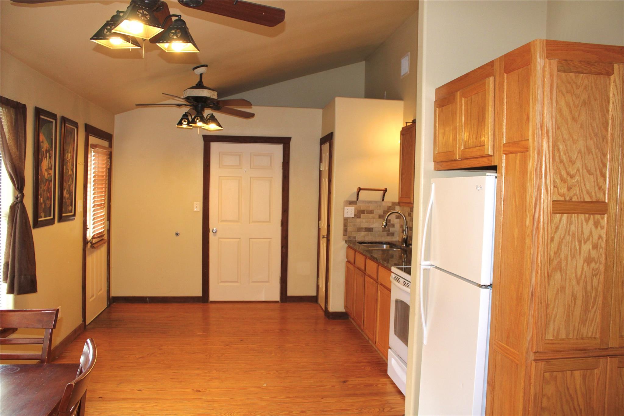 704 Plant Lady Lane Ln Property Photo 27