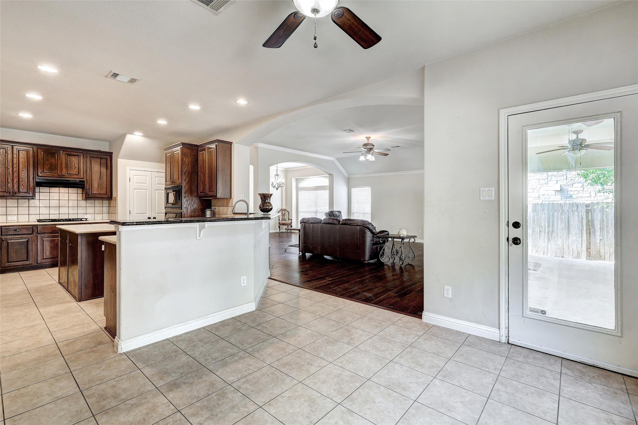 1102 Canyon Maple Rd Property Photo 10