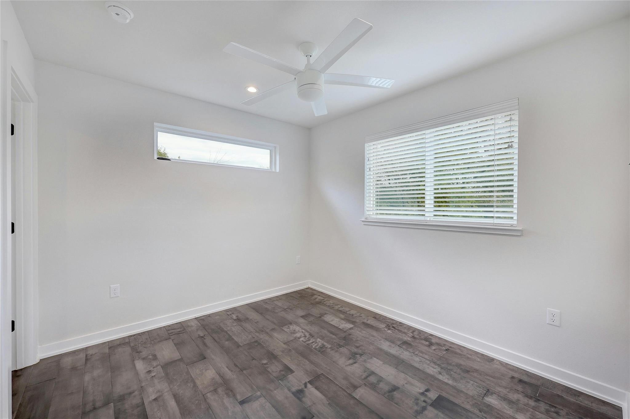 1108 Christie Dr B Property Photo 19