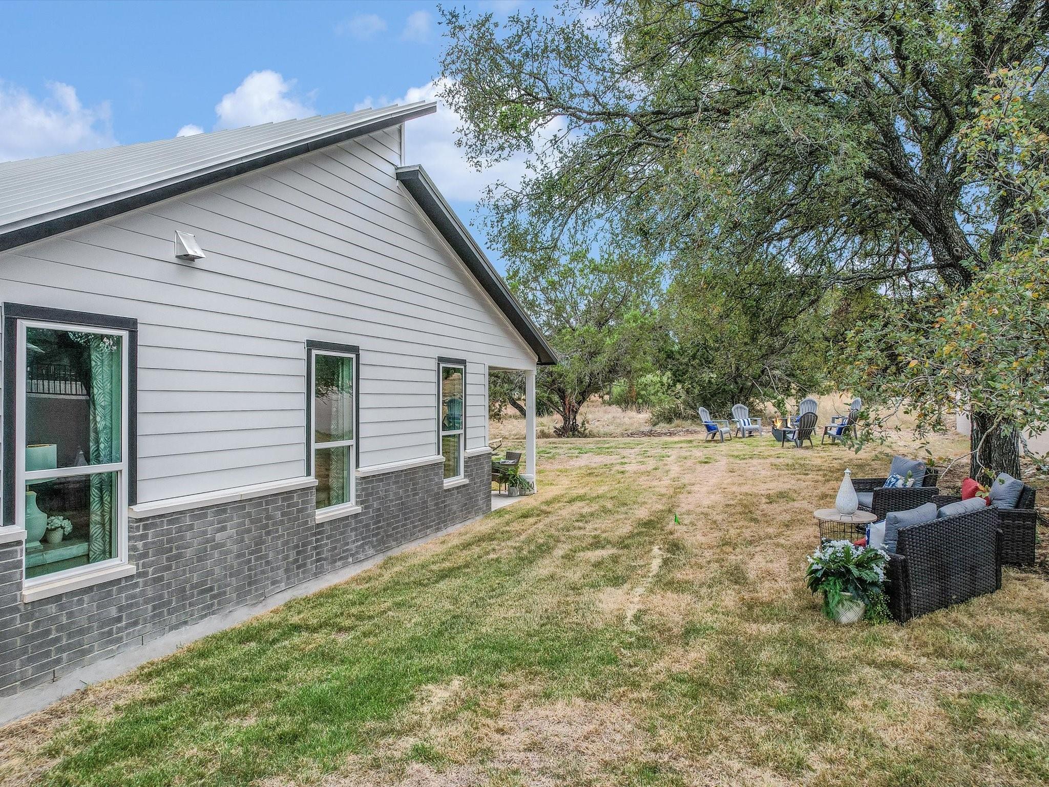 570 Quick Draw Property Photo 32