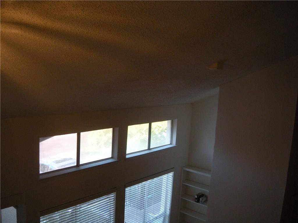 6910 Hart Ln #502 Property Photo 4