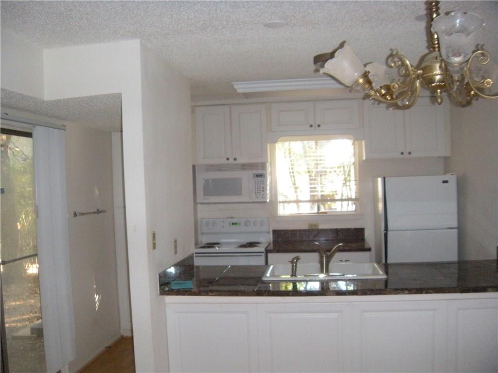6910 Hart Ln #502 Property Photo 10