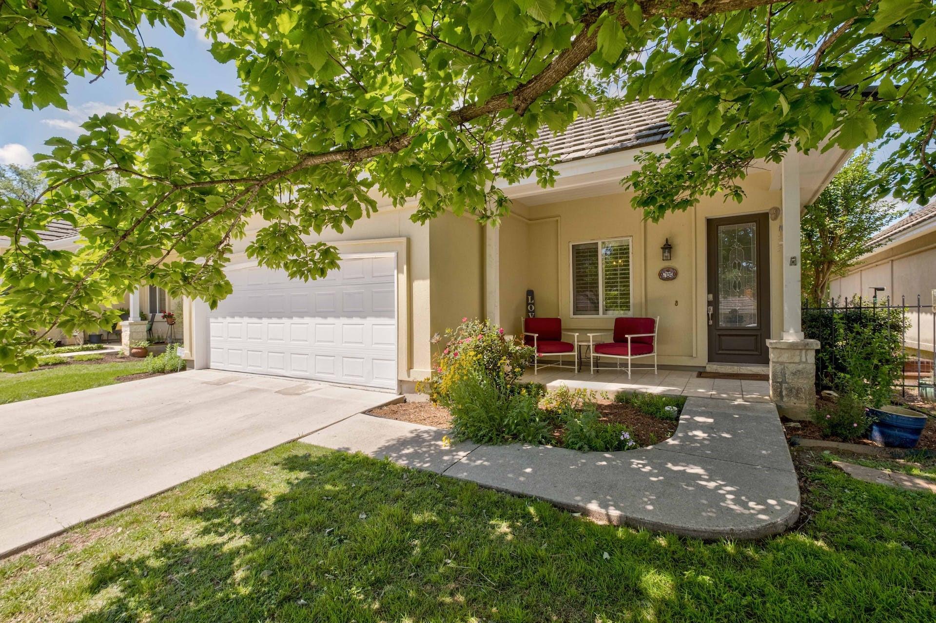 2249 Garden Ct Property Photo