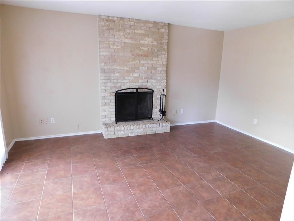 8514 Dryfield Dr A Property Photo 4