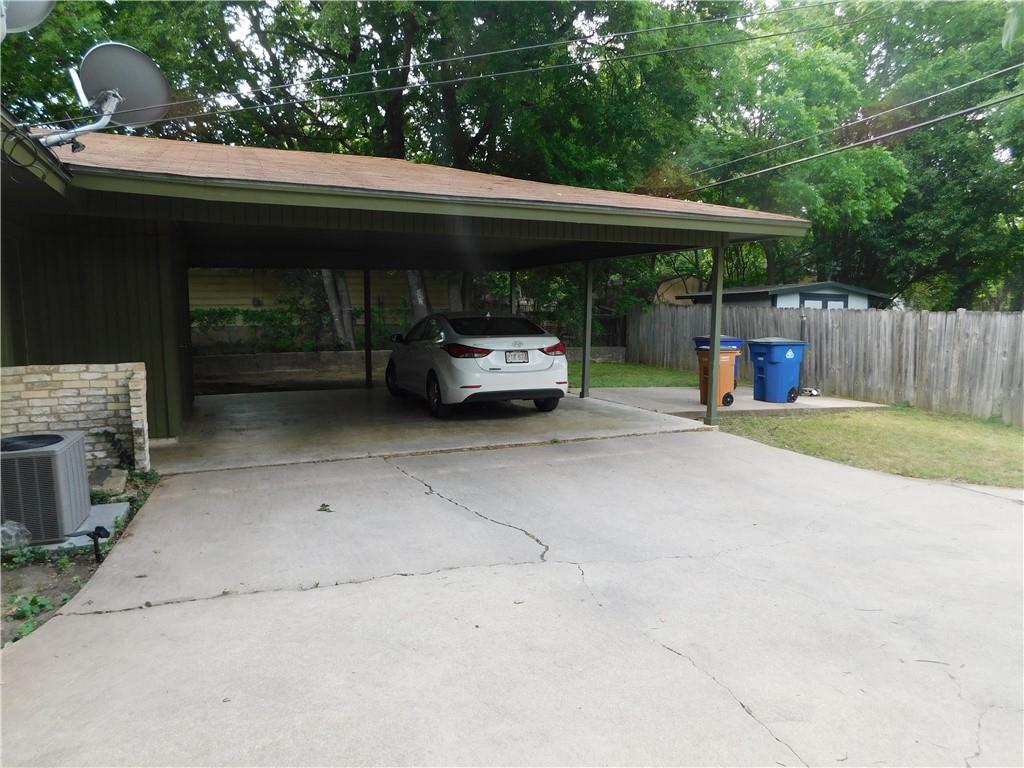 8514 Dryfield Dr A Property Photo 17