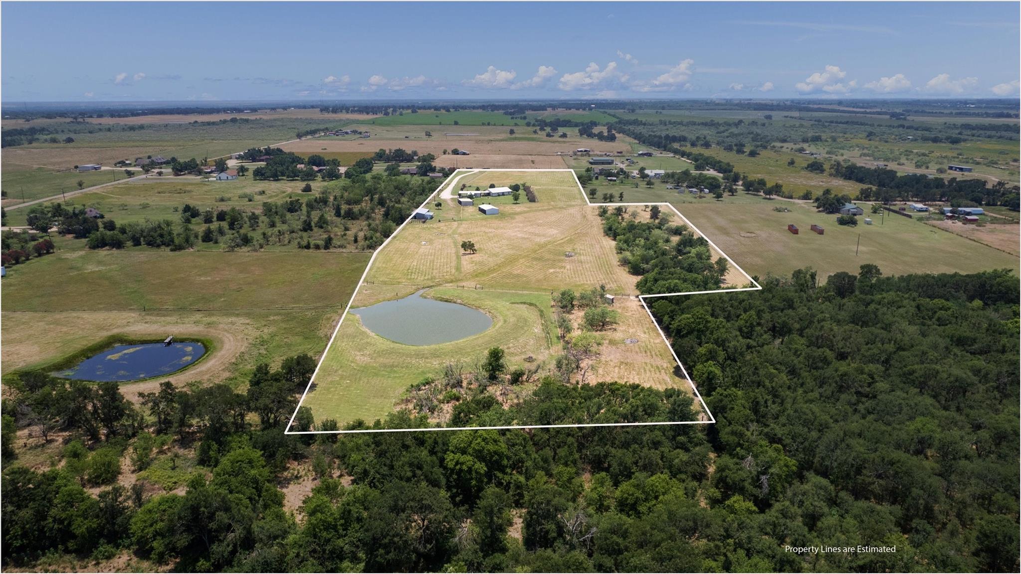 550 County Road 221 Property Photo 1
