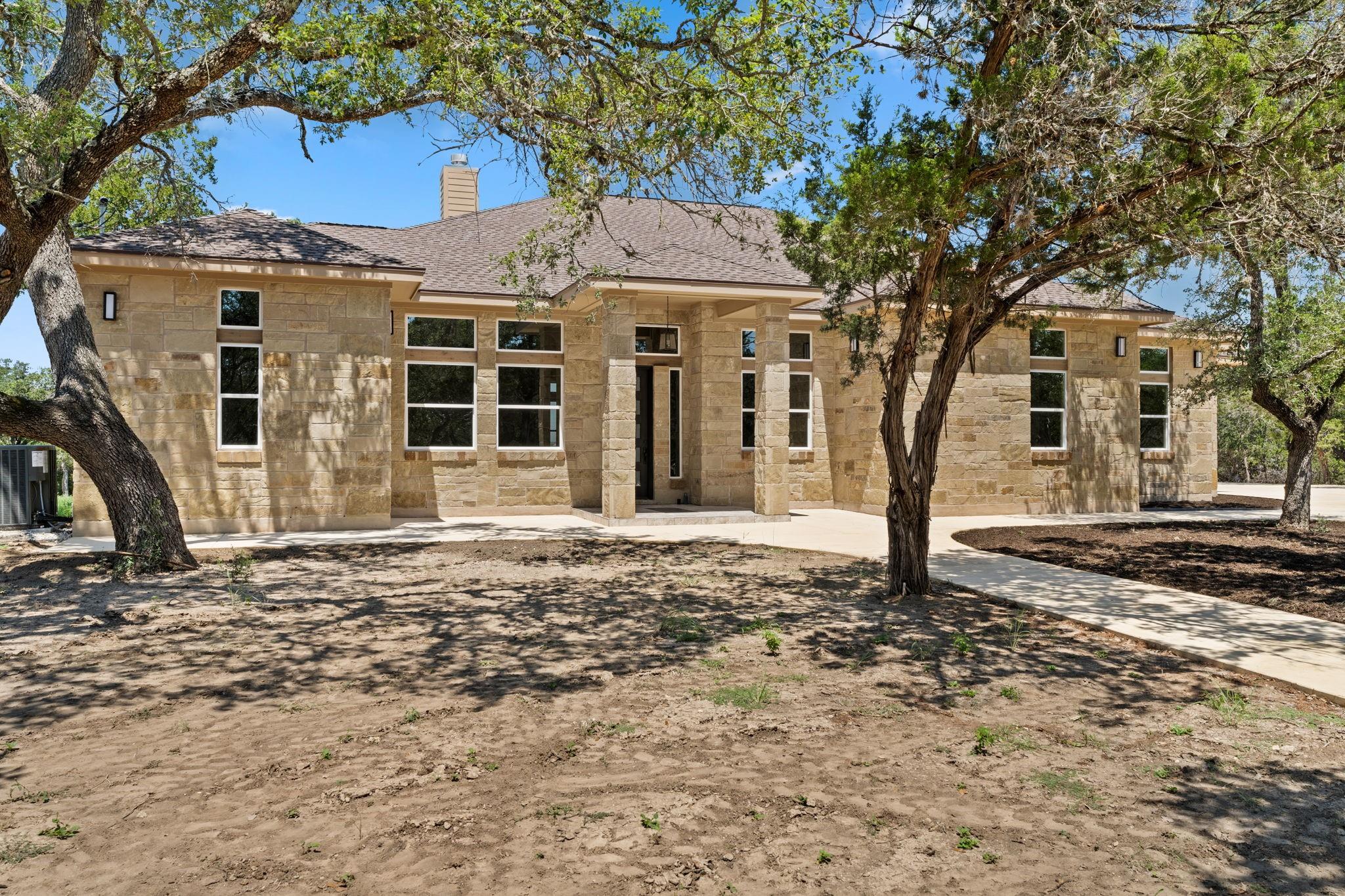 1410 Cattail Property Photo 1