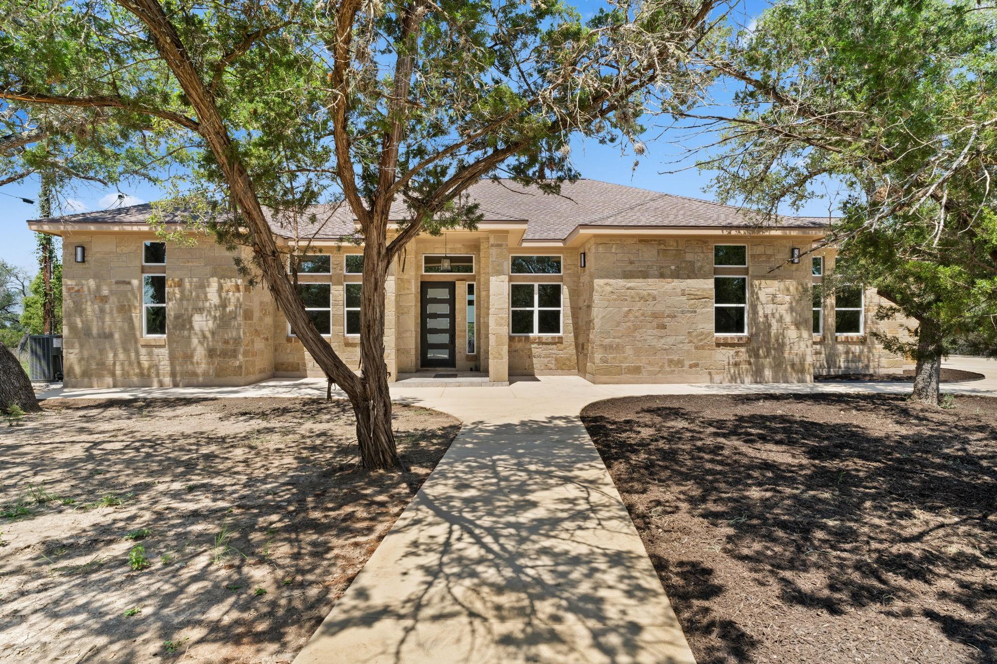 1410 Cattail Property Photo 2