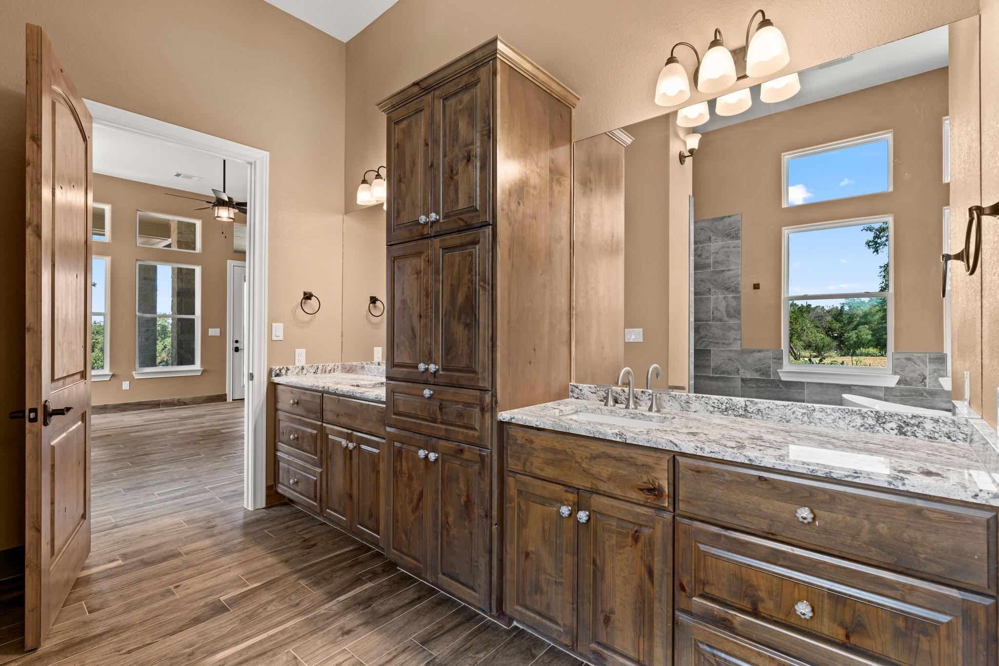 1410 Cattail Property Photo 18
