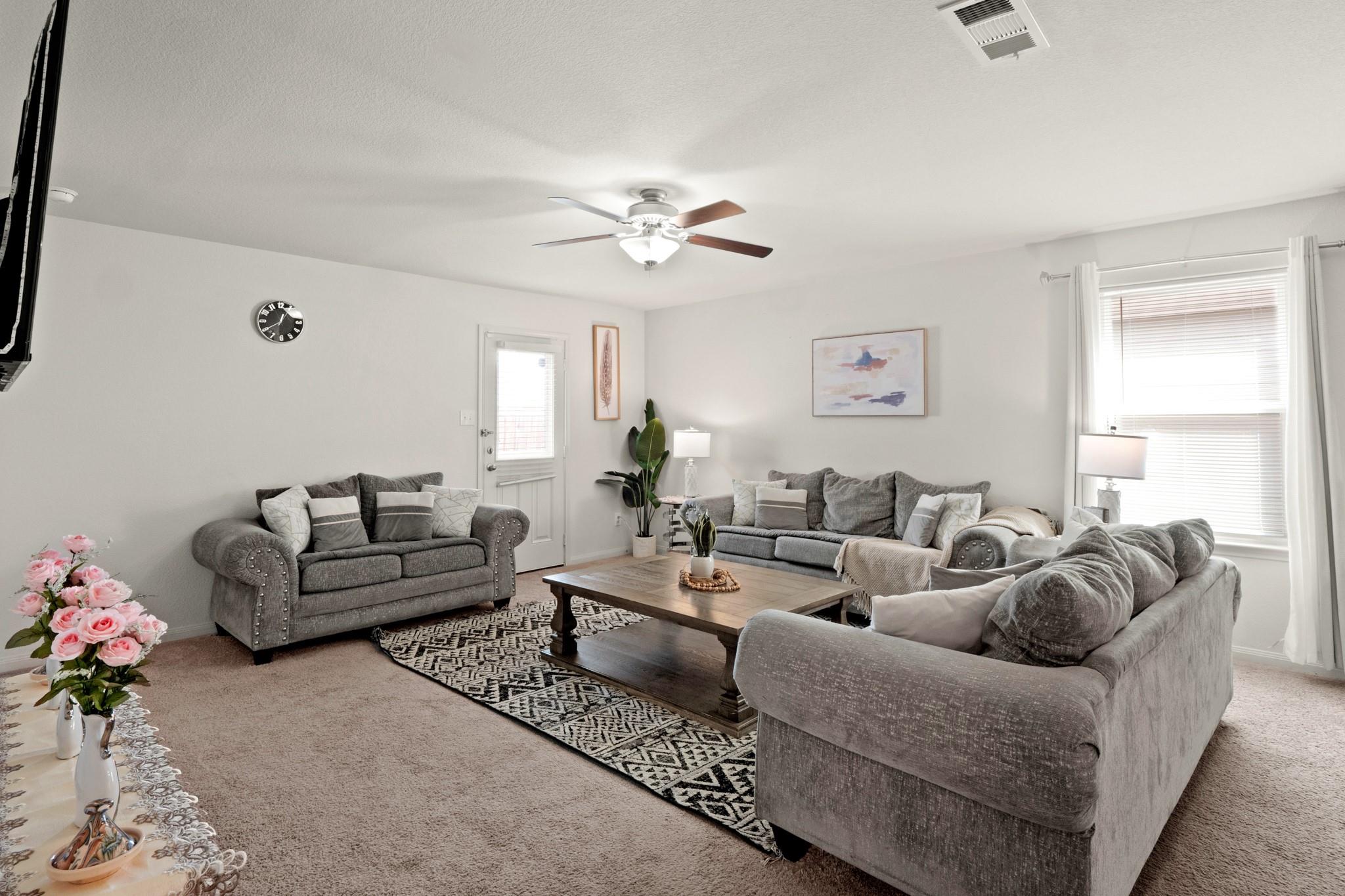 14316 Boomtown Way Property Photo 5