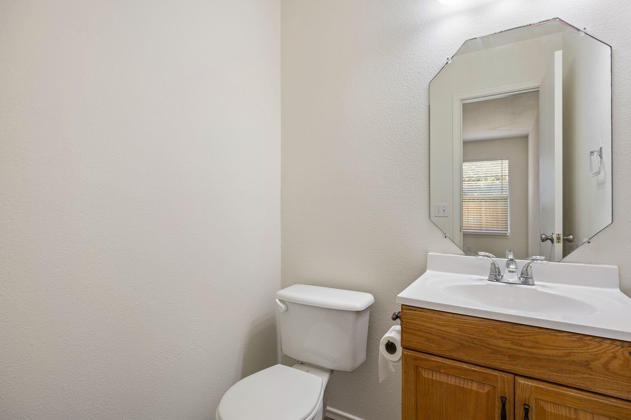 3104 Tyler Ln Property Photo 11