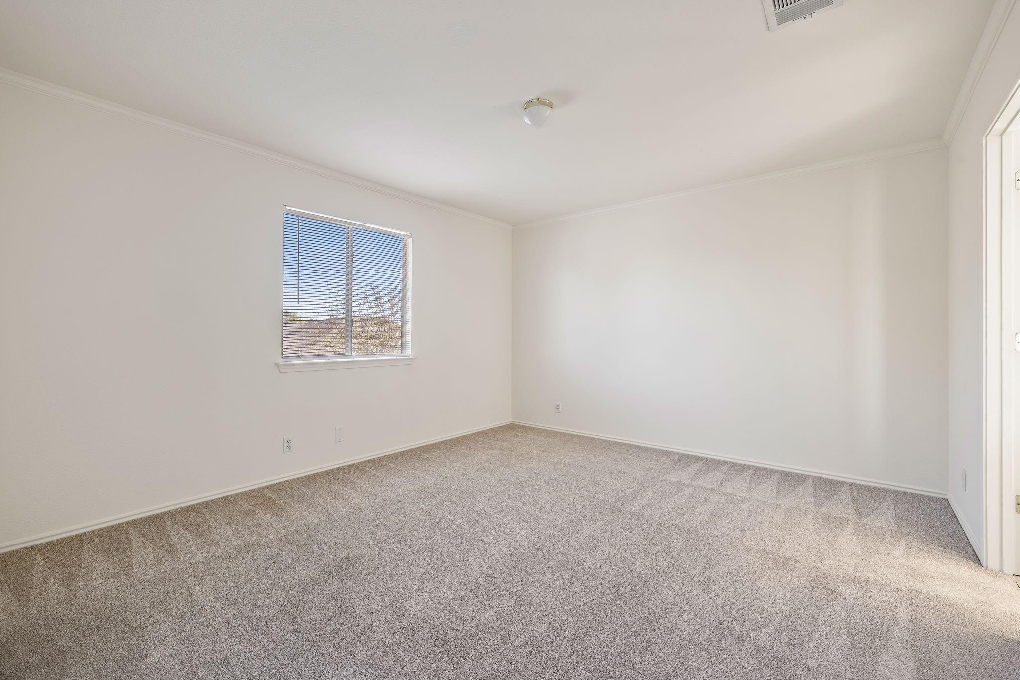 3104 Tyler Ln Property Photo 12