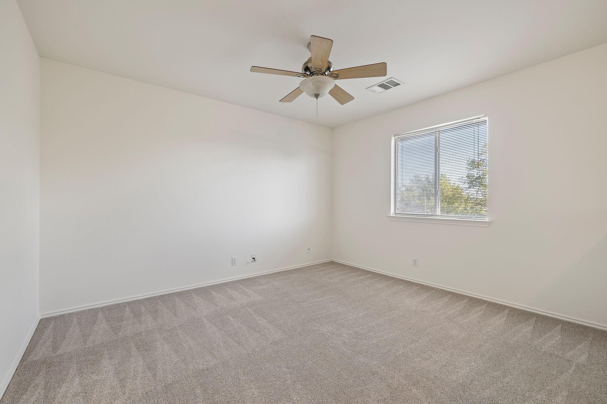 3104 Tyler Ln Property Photo 14